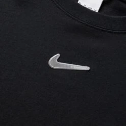 Nike WOMENS SPORTSWEAR SWOOSH CREW 8 Nike WOMENS SPORTSWEAR SWOOSH CREW -Jordan Store NIKESPORTSWEARSWOOSHCRWBLACKWHITEXSDR5632 010 3
