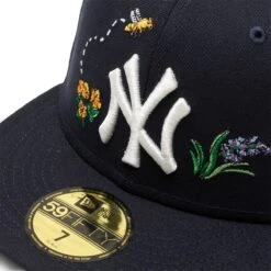 NEW ERA 59FIFTY NEW YORK YANKEES WATERCOLOR FLORAL FITTED CAP 10 NEW ERA 59FIFTY NEW YORK YANKEES WATERCOLOR FLORAL FITTED CAP -Jordan Store newera5950WATERCOLORFLORAL12454NEYYANOTCNAVY760288118 4